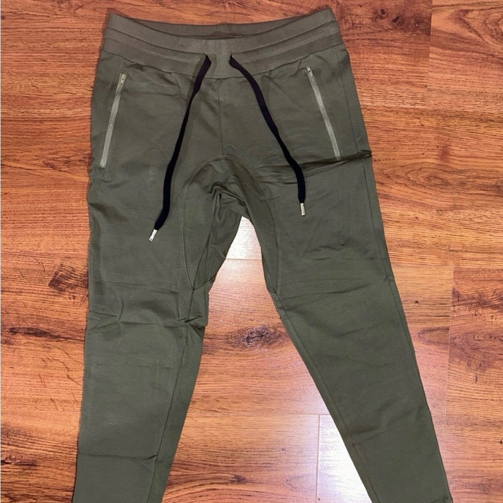 Rokwolf Lounge Joggers Women’s Medium Street Wear Front Zip Slash Pockets